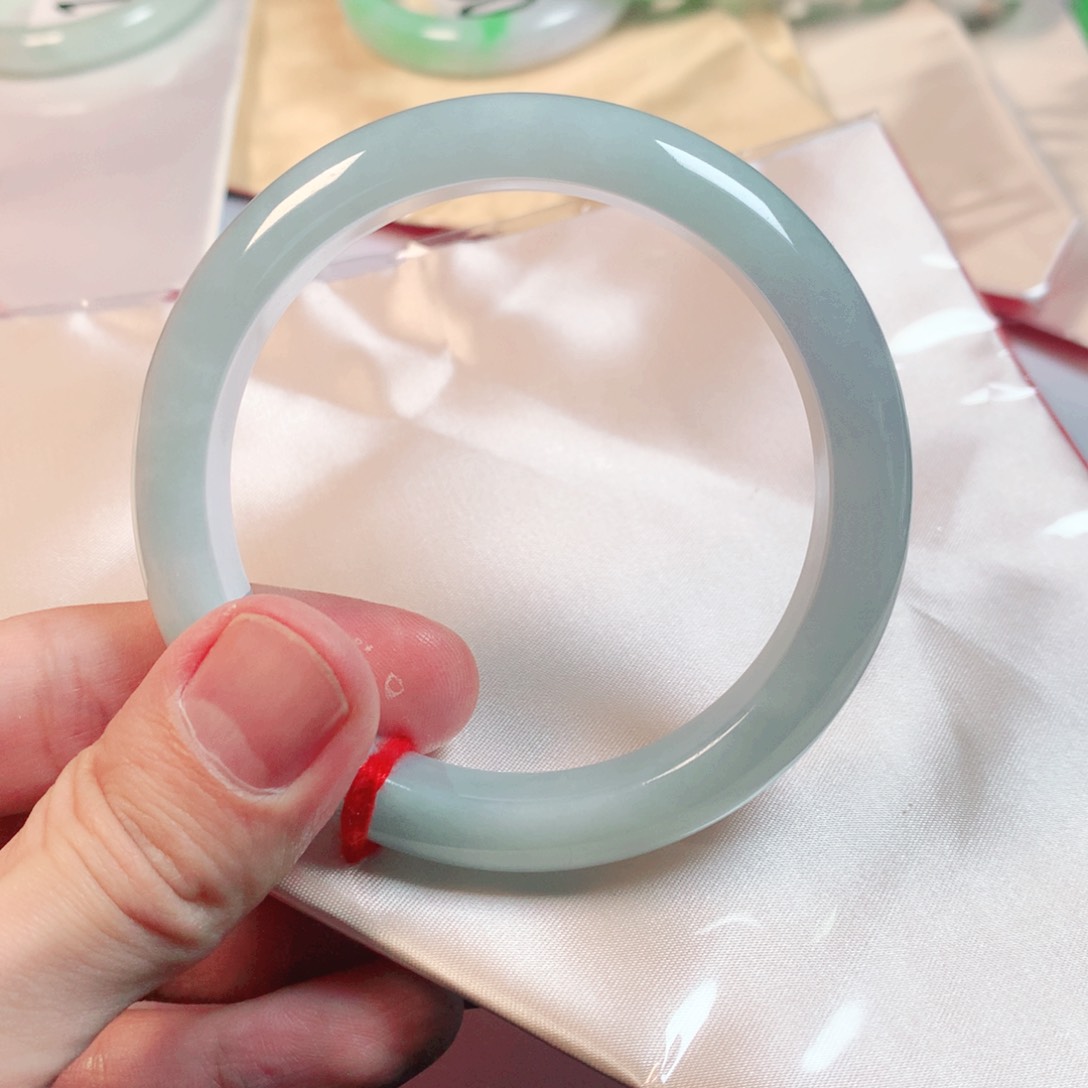 翡翠手镯未镶嵌翡翠手镯1408