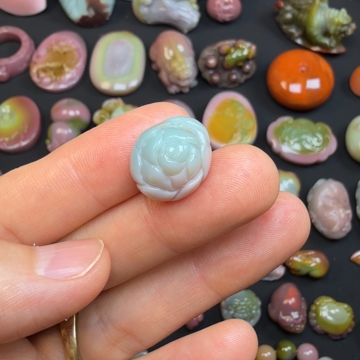 玛瑙/玉髓颈饰未镶嵌