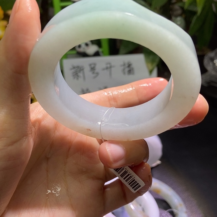 未镶嵌手镯定制翡翠