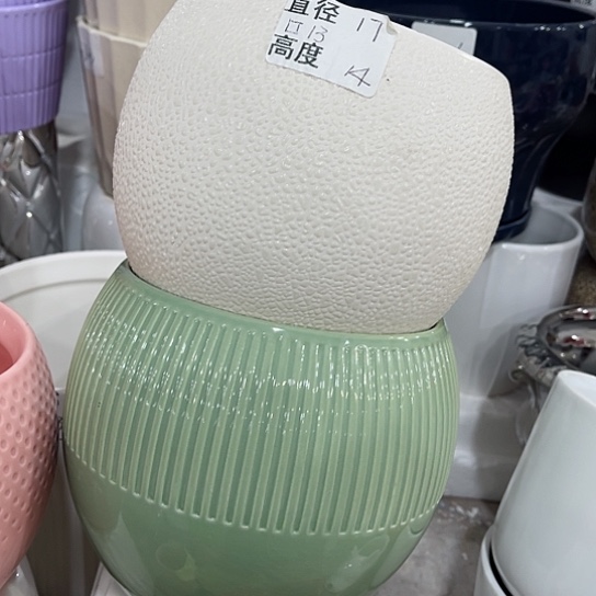 多肉绿植陶瓷花盆9.9包邮，有孔