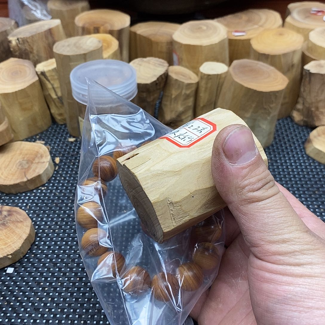木ㅤ**ㅤ老山檀香木料木料
