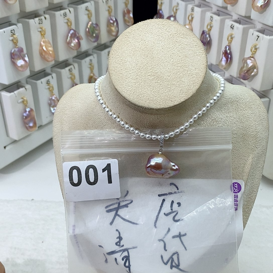 淡水珍珠颈饰合金