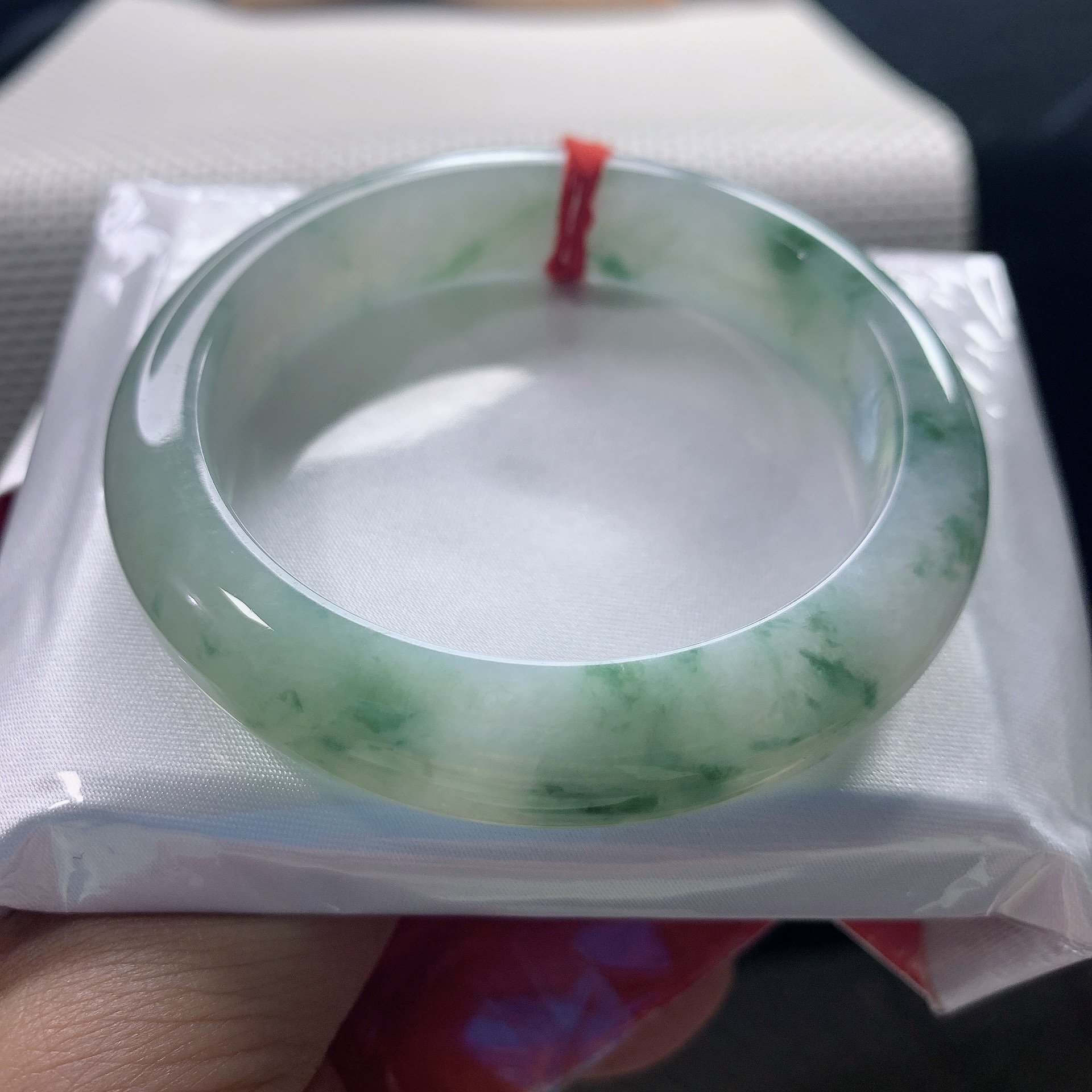 细糯56圈飘花正圈翡翠手镯精美时尚百搭女款缅甸天然A货玉镯13172