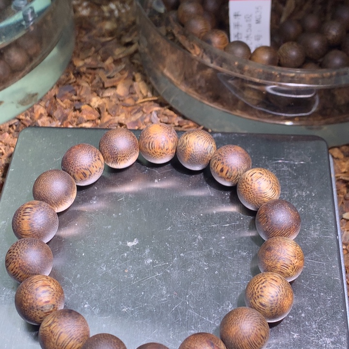 【***】沉香手串1.2单圈手串