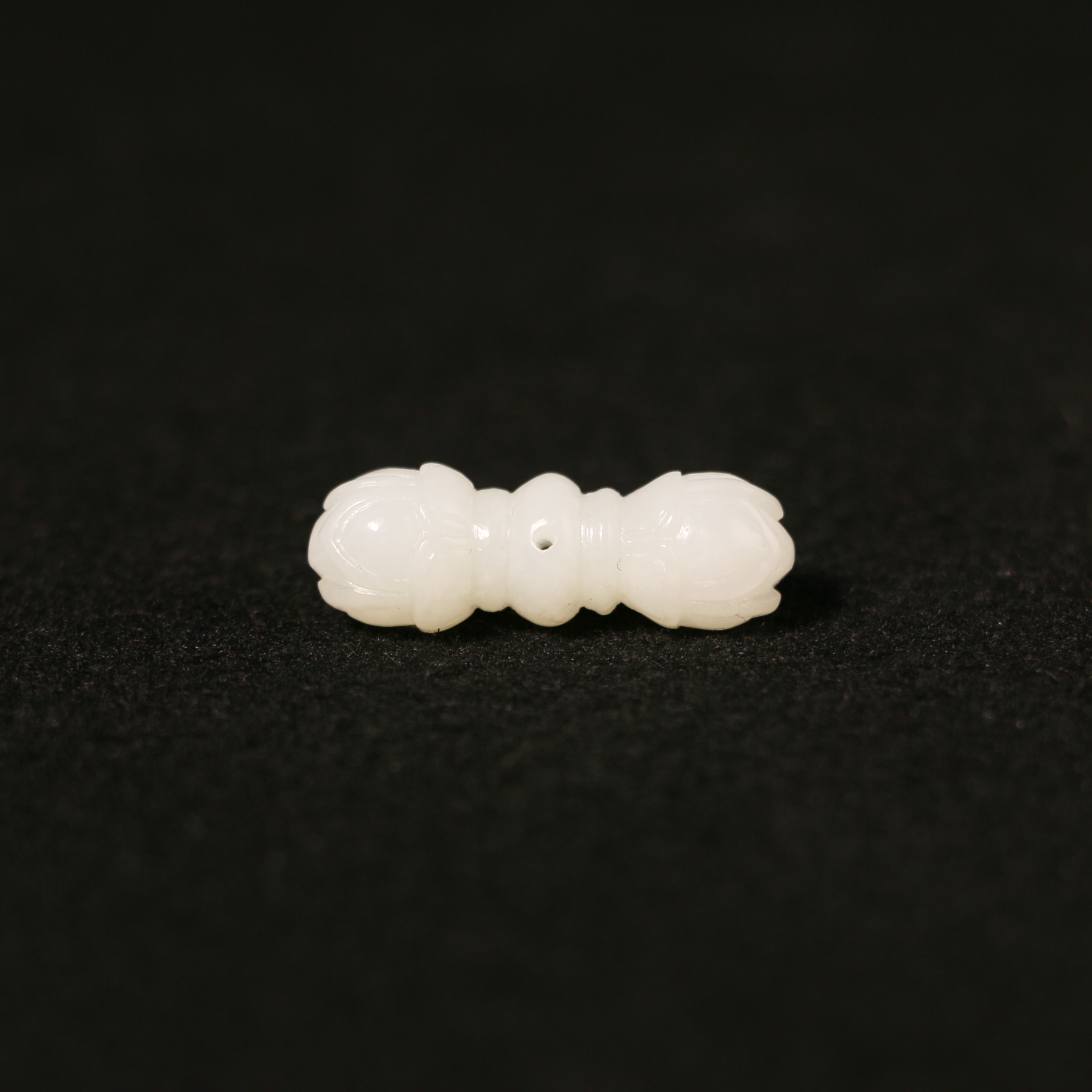 22F39   清  和田玉金刚杵