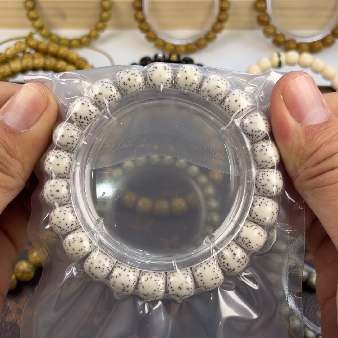 星月菩提手串原脂白侧留白星点货