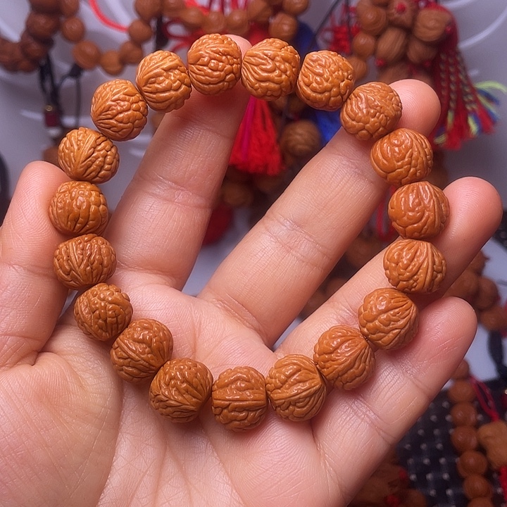 吊坠桃核龙纹桃枭