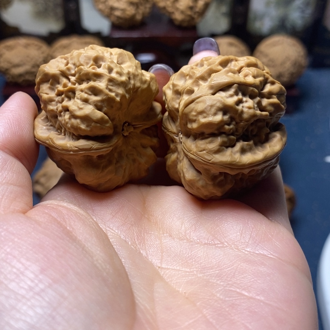 文玩核桃吊坠蛤蟆头37尺04