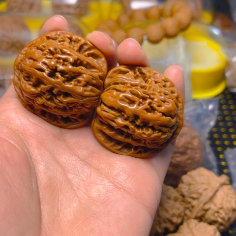 文玩核桃吊坠四座楼