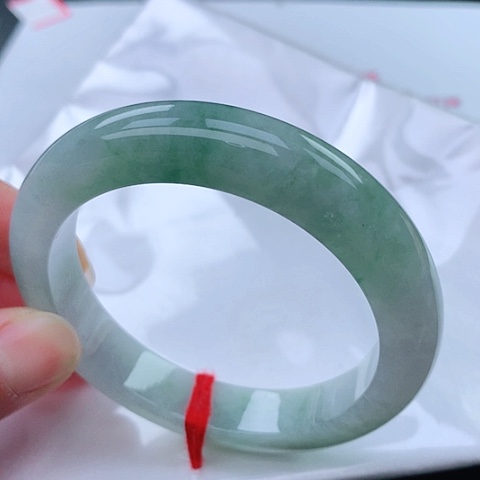 翡翠手镯未镶嵌30 号翡翠手镯