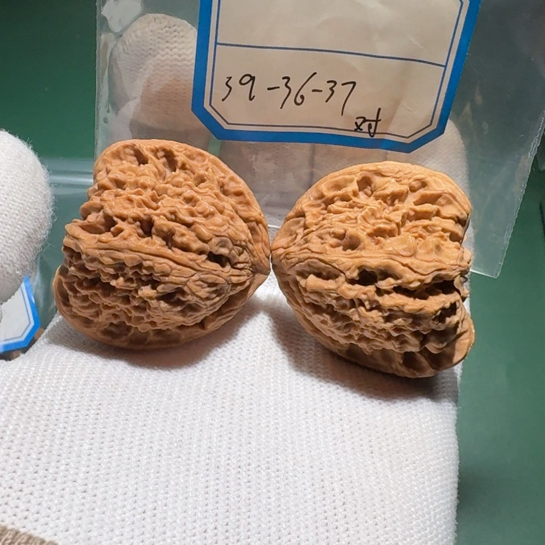 吊坠文玩核桃44号南疆s