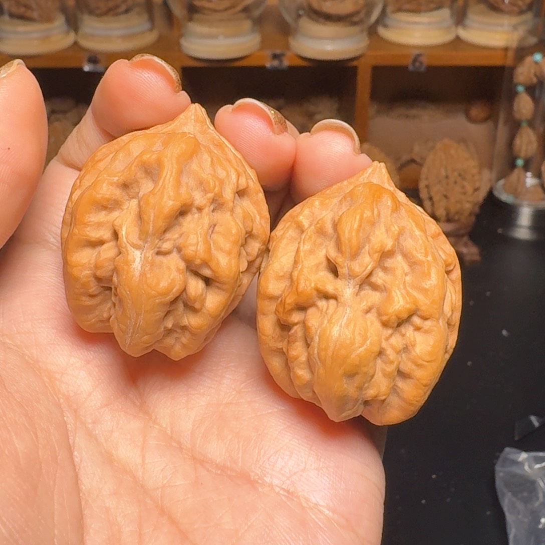 文玩核桃把件肌肉