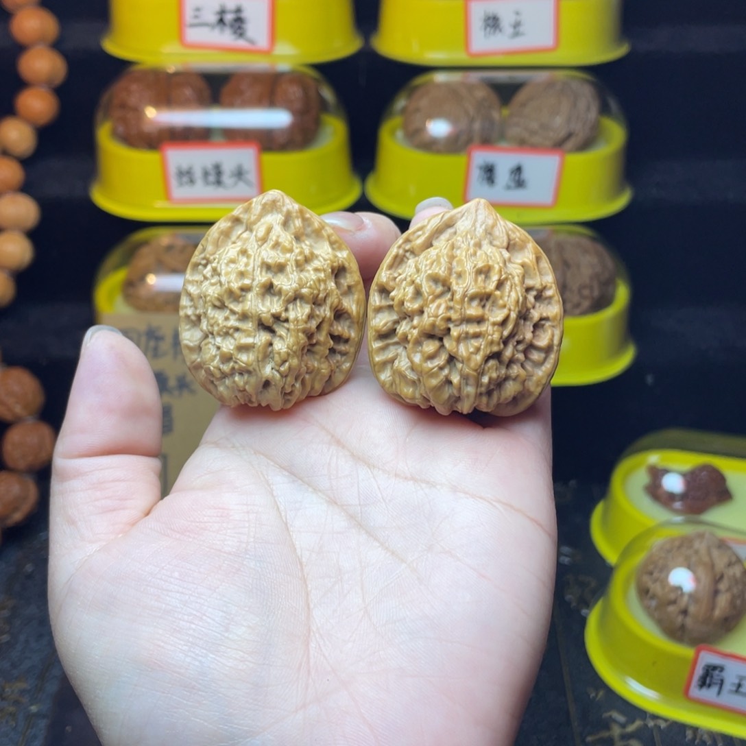 文玩核桃吊坠官帽37尺