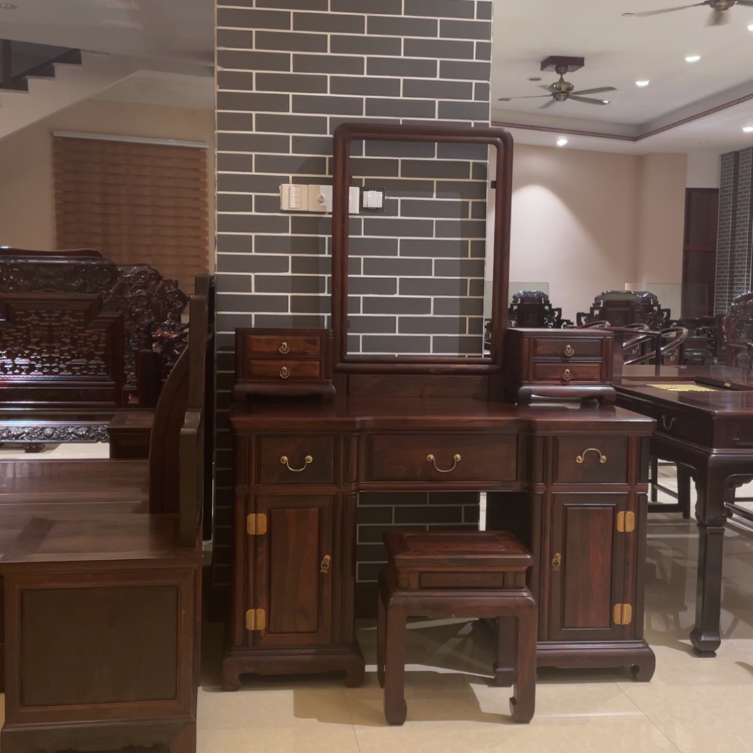 红酸枝木类成套家具