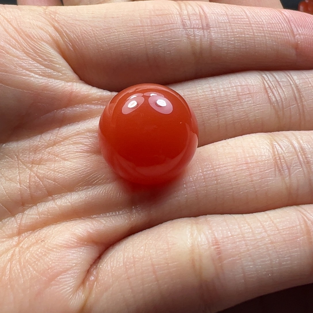 南红玛瑙未镶嵌珠子