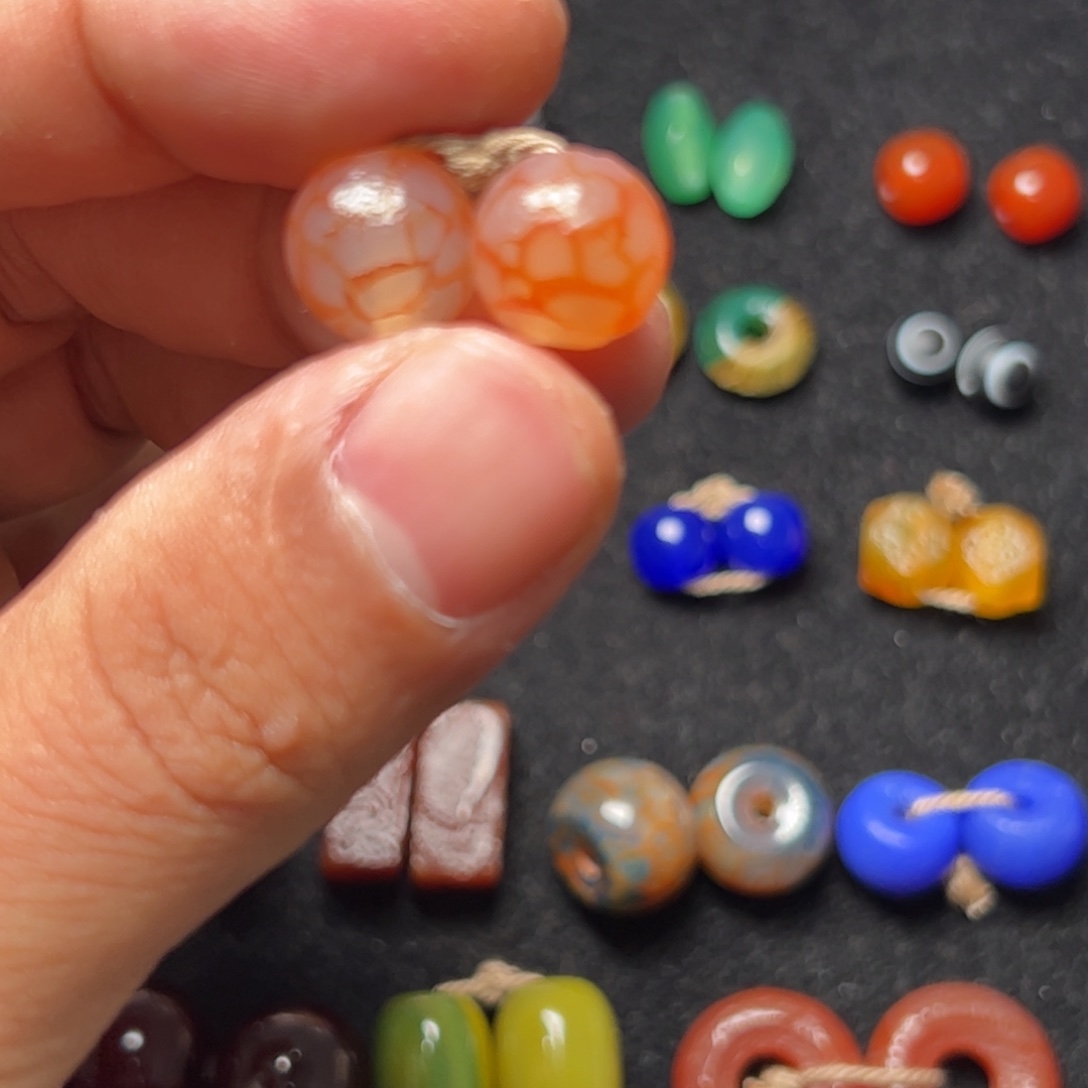 C***—玛瑙/玉髓未镶嵌配饰