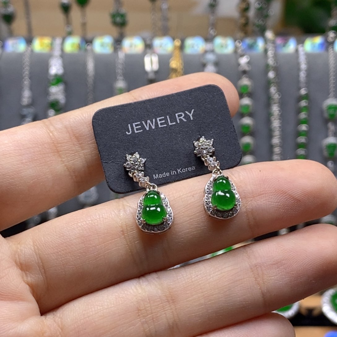 颈饰银S925镶嵌翡翠?****y7×5