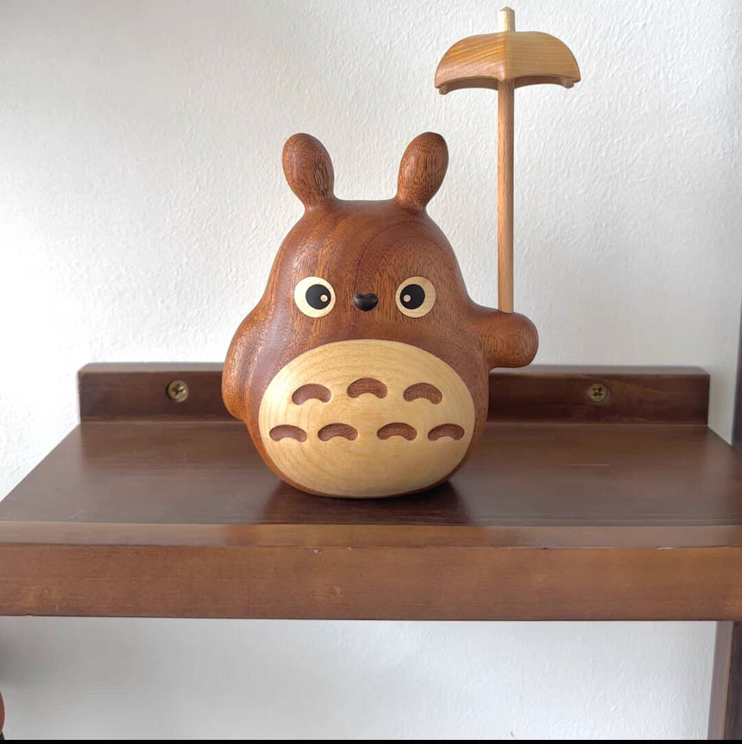 木雕大龙猫2025新款玩偶电视柜装饰品卧室摆件电脑桌摆件家居饰品