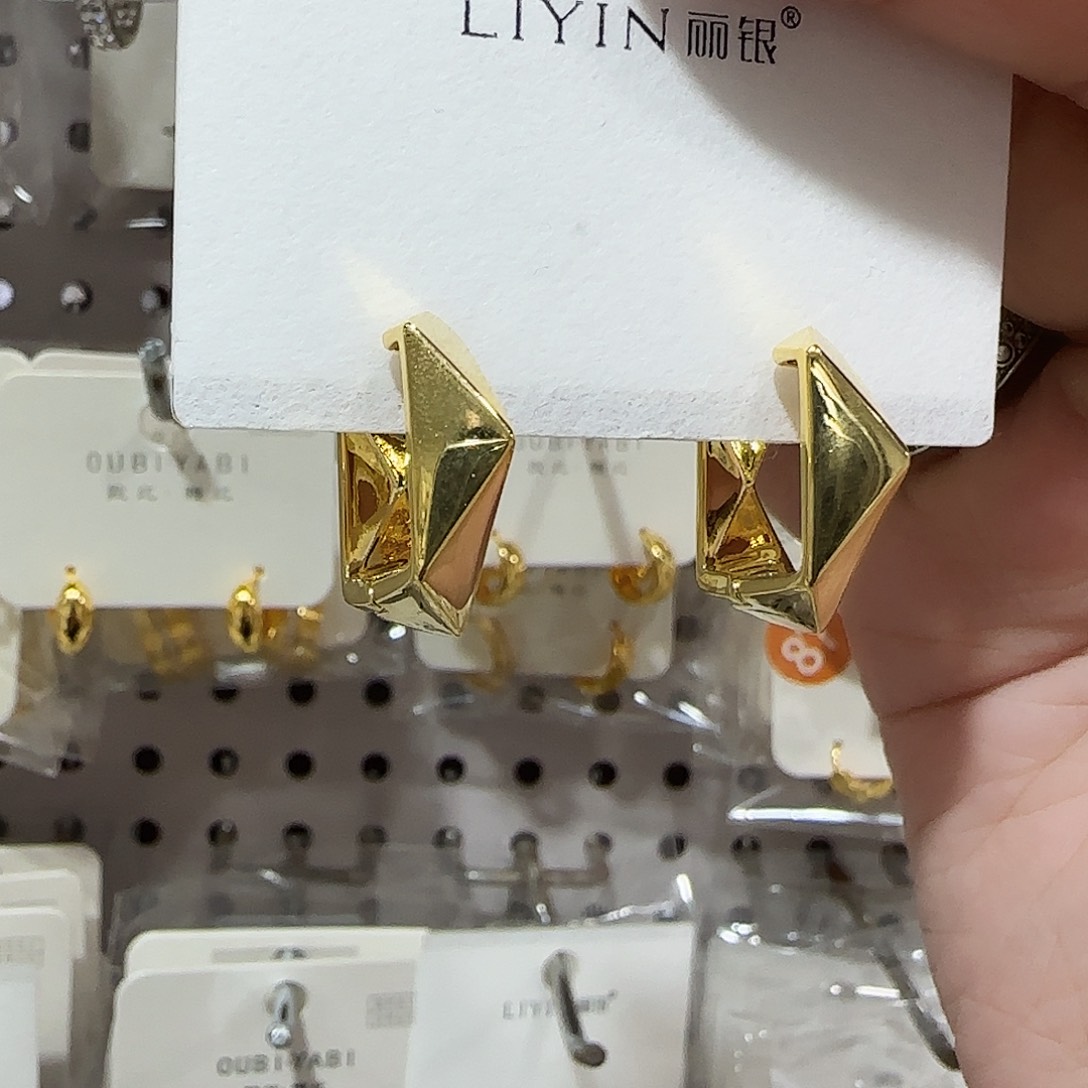 锆石纯铜合金金色耳扣