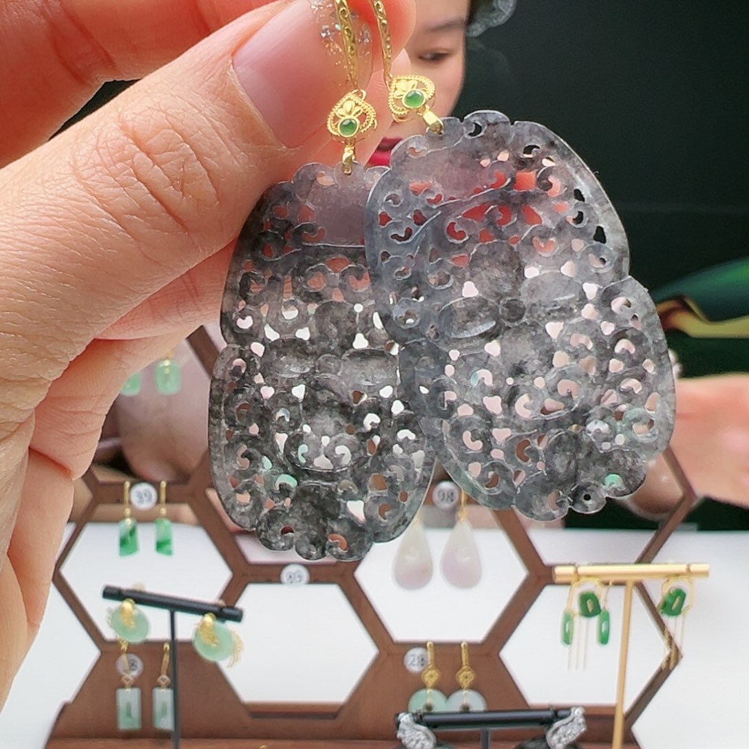 翡翠耳饰18K金镶嵌天然翡翠