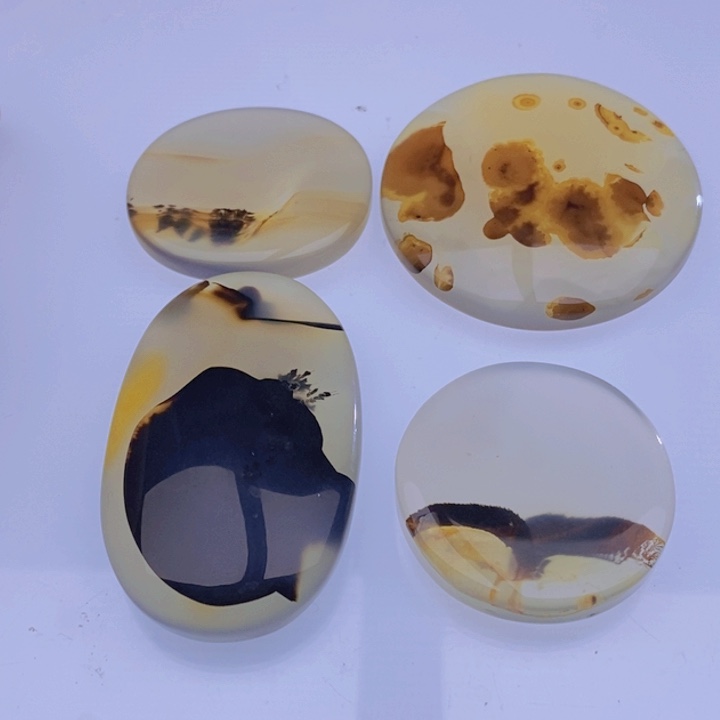 玛瑙/玉髓颈饰未镶嵌丫**?