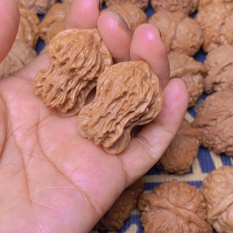 【闪购商品】文玩核桃吊坠手捻葫芦