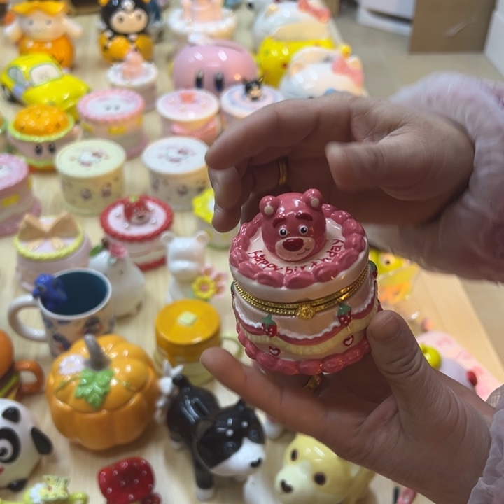 摆件陶瓷等行业的产品