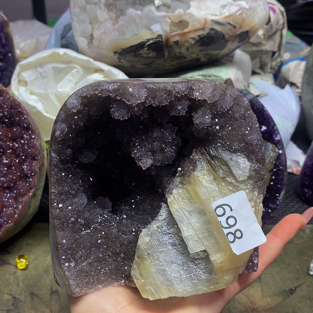 紫晶大型摆件（非配饰）未镶嵌