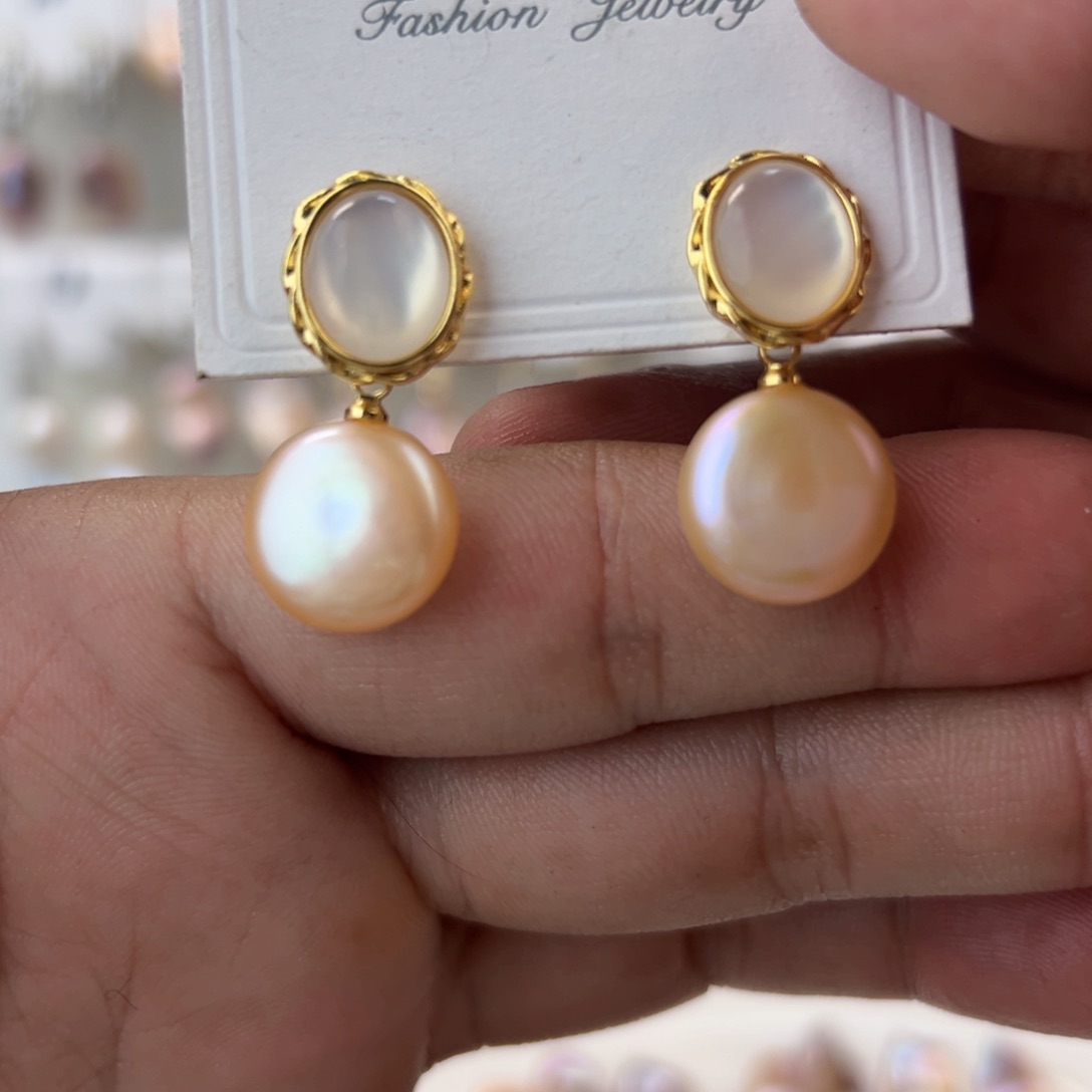 淡水珍珠耳饰未镶嵌