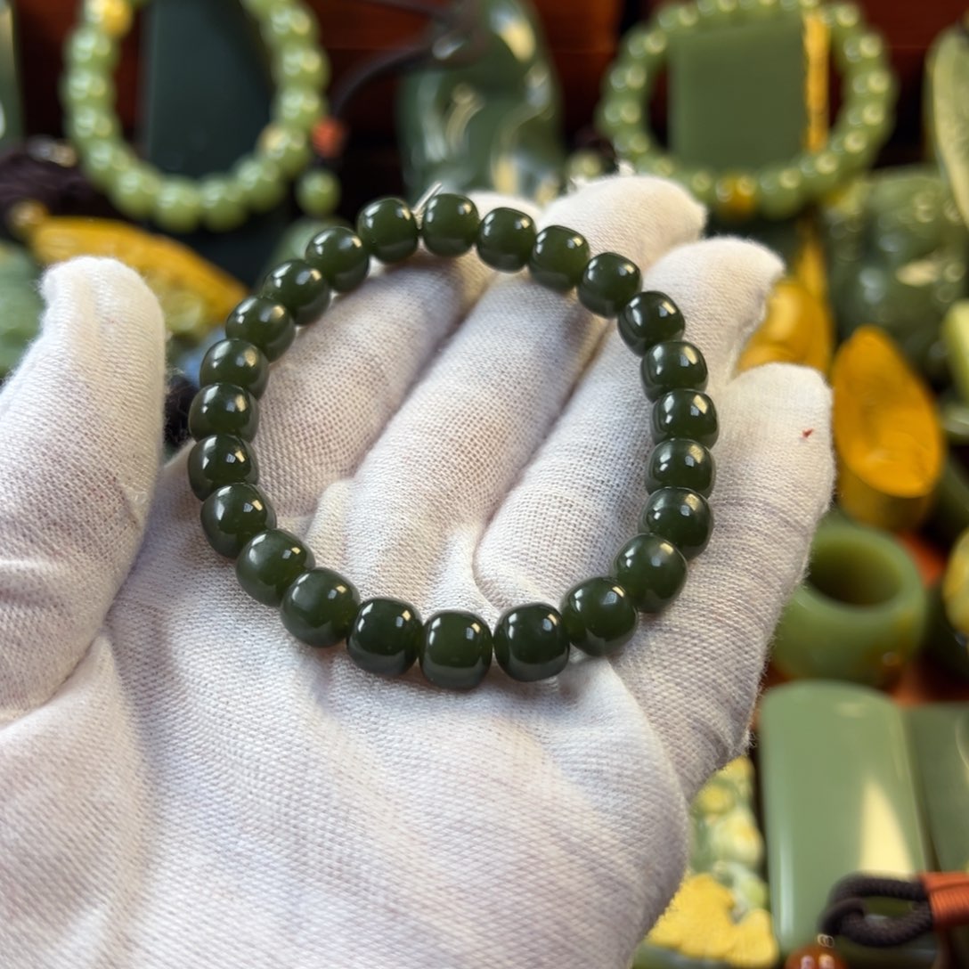 岫岩老玉（透闪石质玉）手链未镶嵌