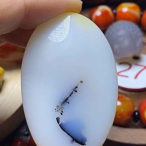 未镶嵌颈饰玛瑙/玉髓沧**栗