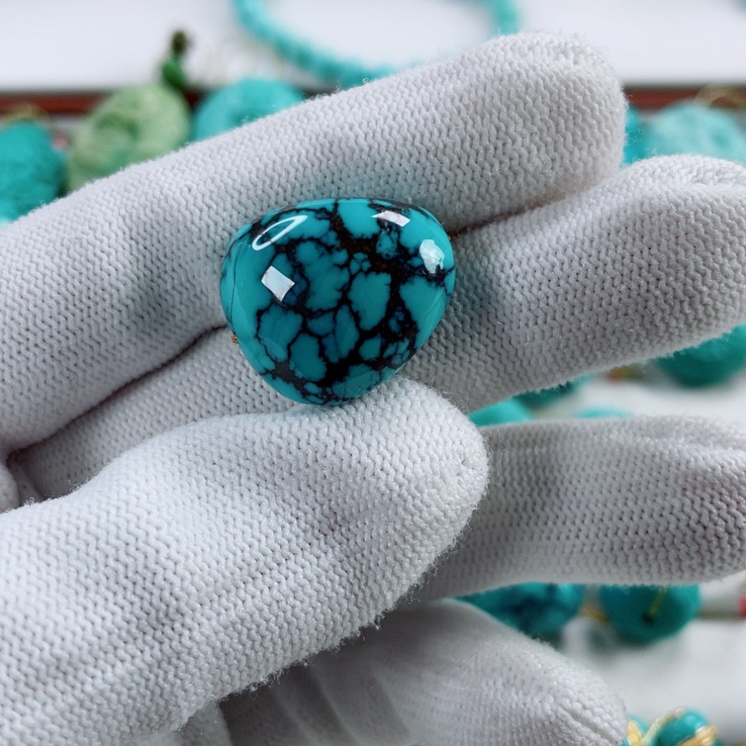 绿松石未镶嵌车挂