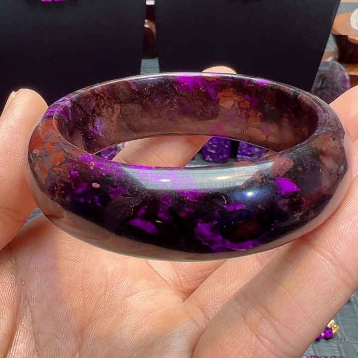 苏纪石（舒俱来）手镯未镶嵌