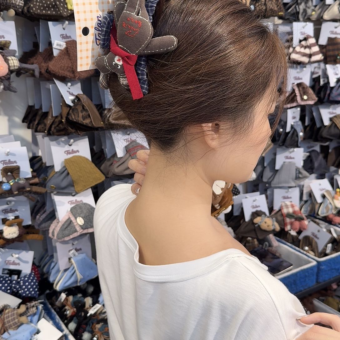 皮质非金属围巾熊大抓夹47