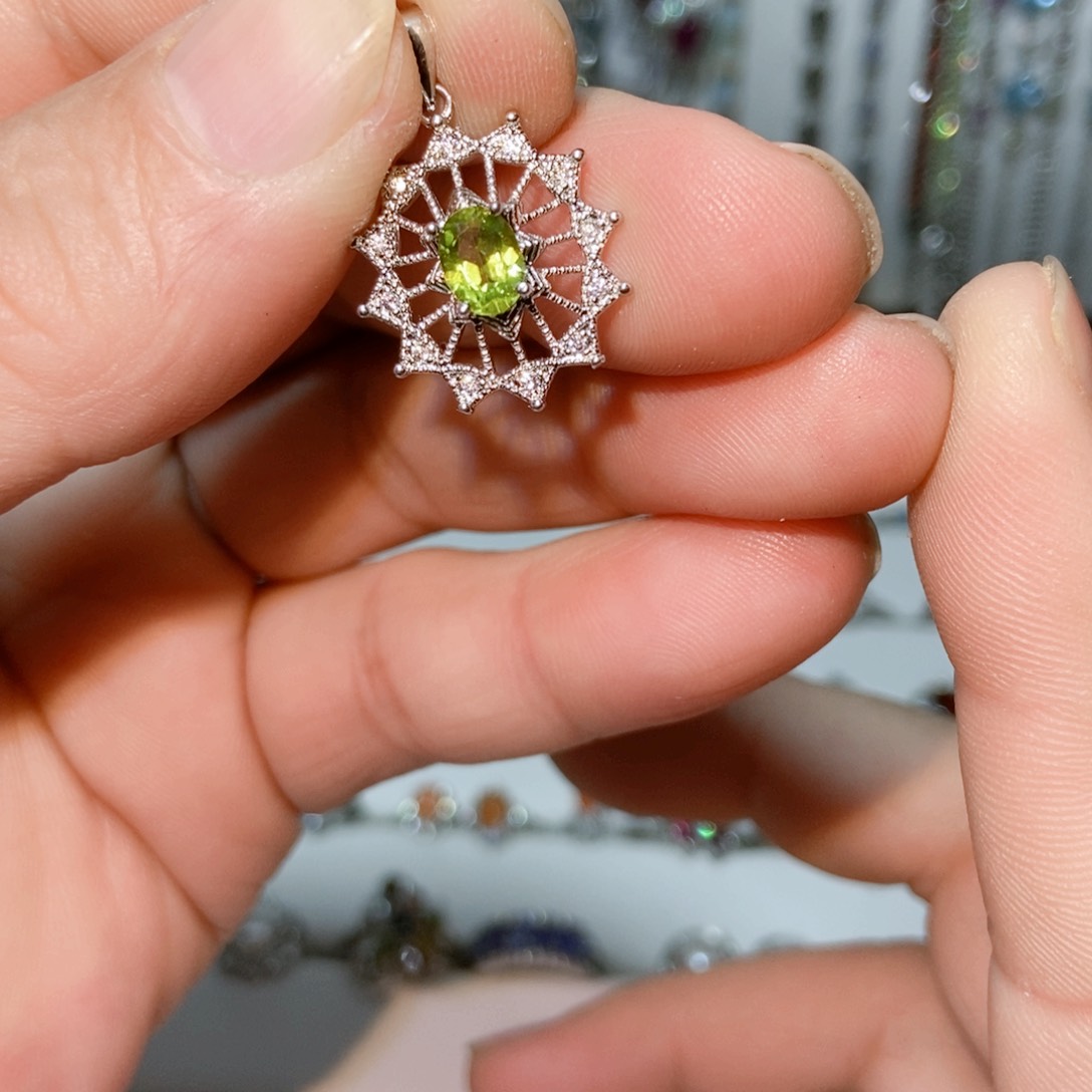 绿水晶戒指银S925镶嵌