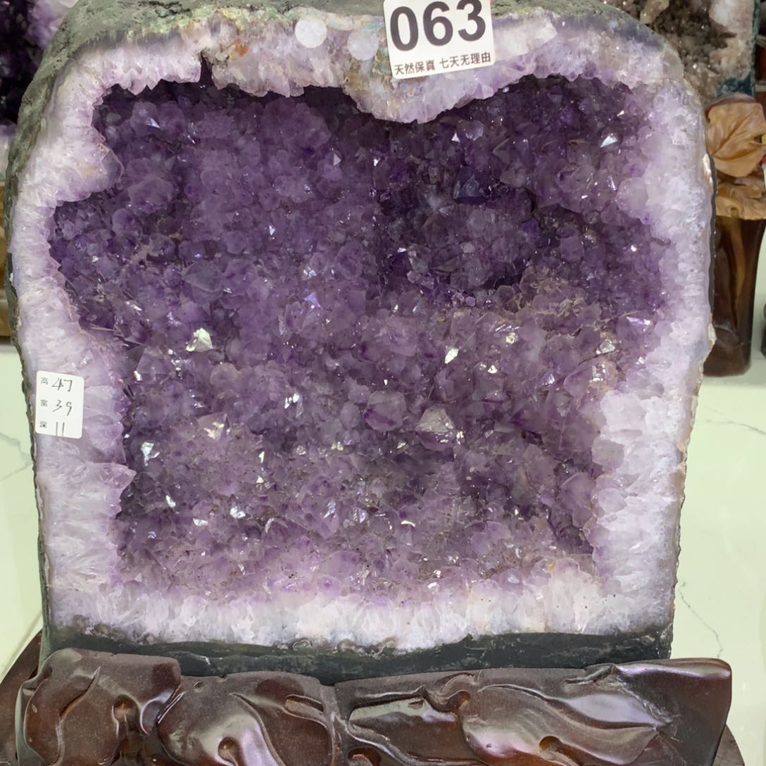 水晶摆件未镶嵌晶洞47*39*11