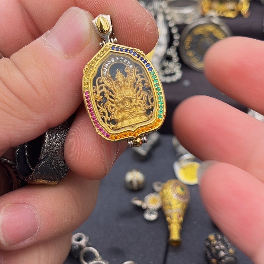 松***哥无925银见。           