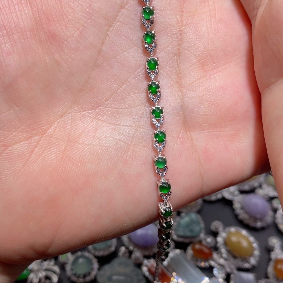 翡翠手链银S925镶嵌。*n n n m