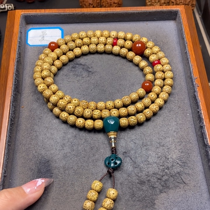 星月菩提吊坠菩提