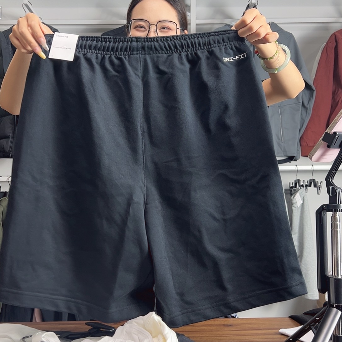 5713黑色XL码160-180斤 不退换