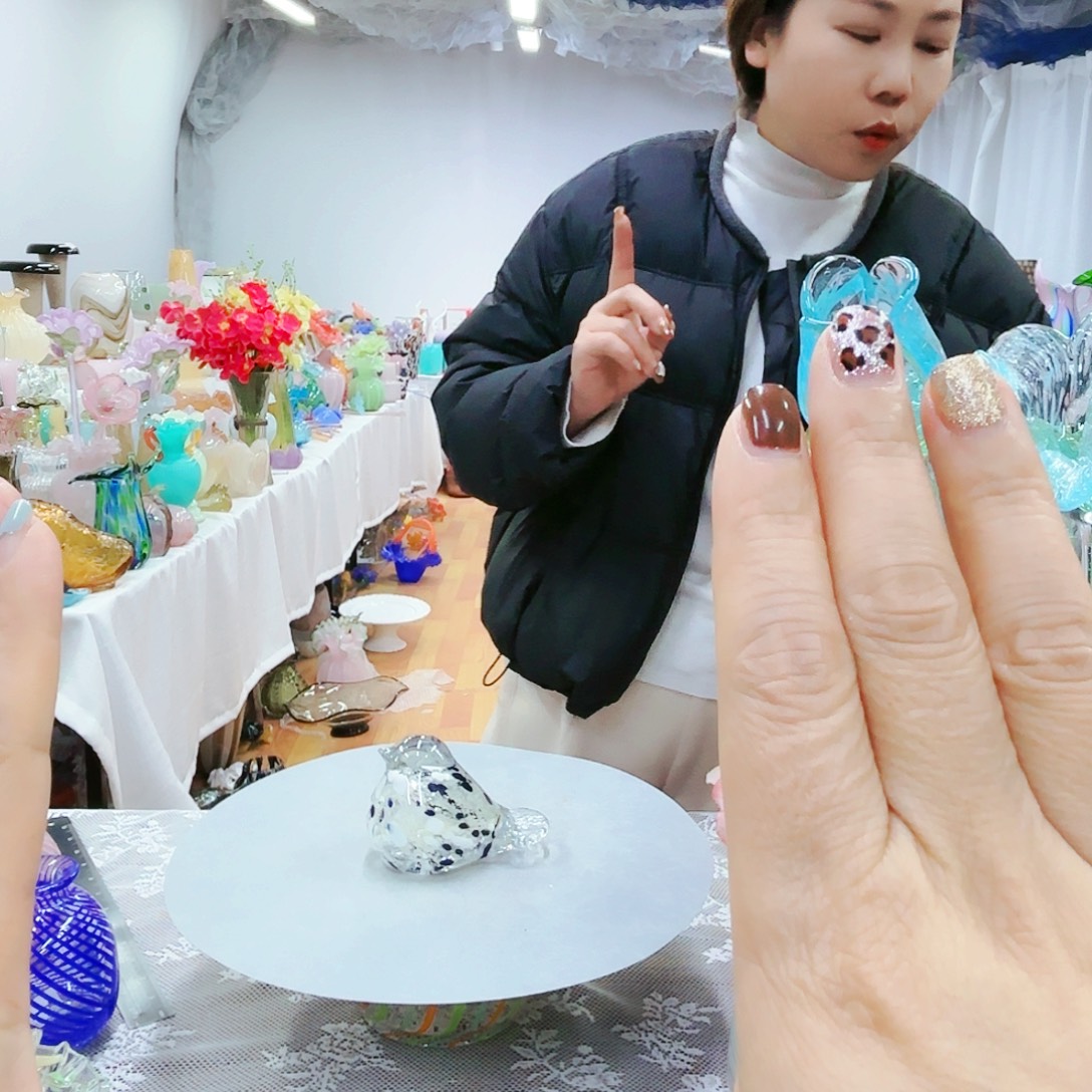 福利不退不换琉璃艺术品