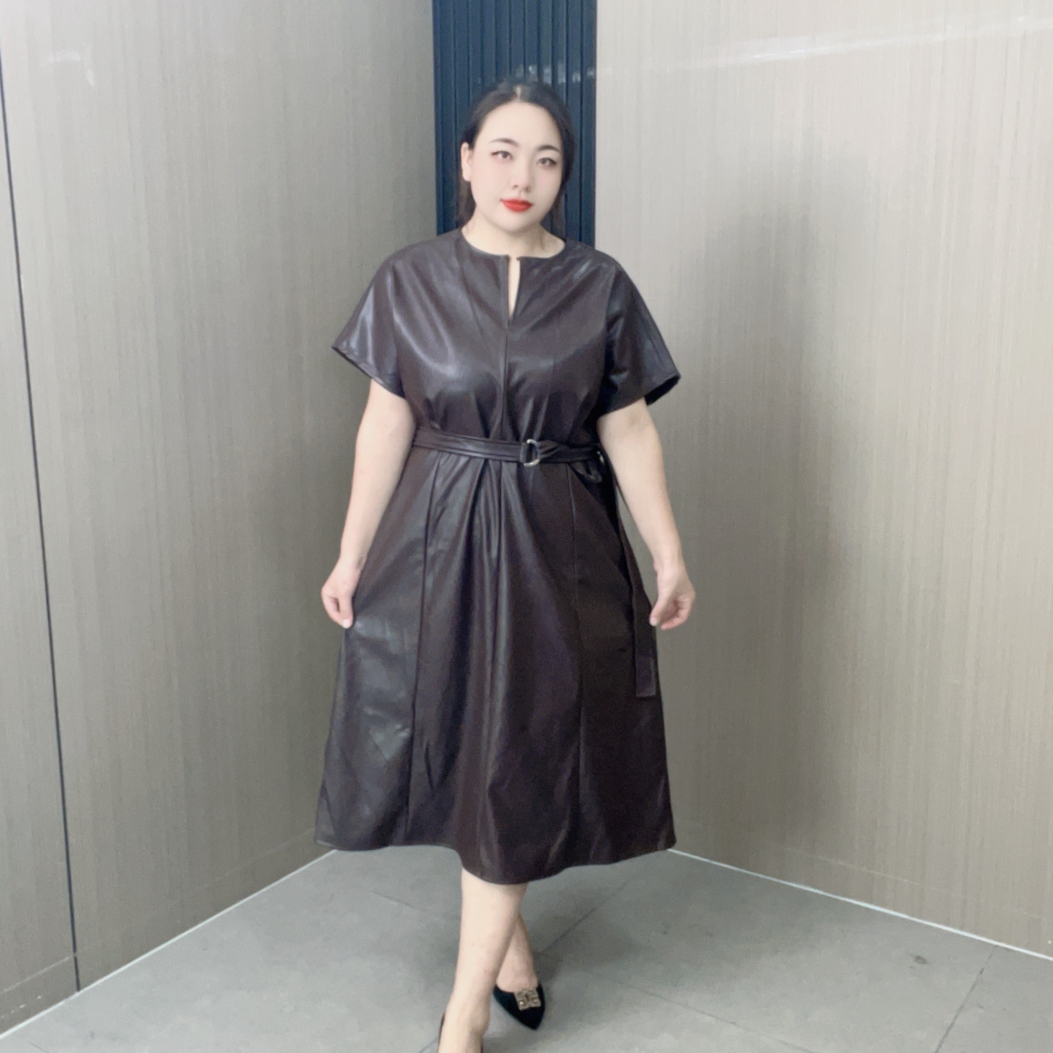 【海燕严选0076】印花高腰黑色连衣裙复古收腰中长裙圆领女装七分袖