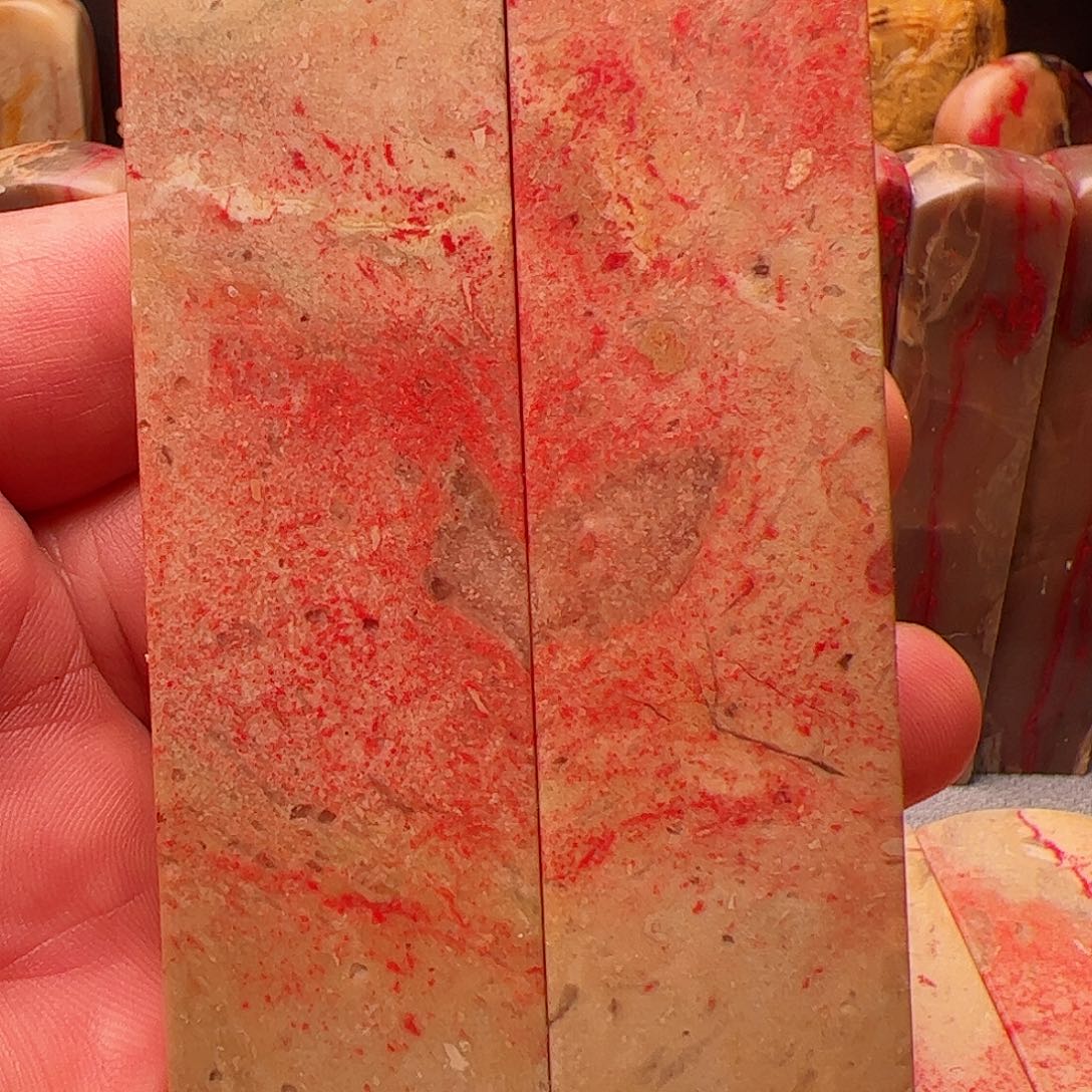 昌化石1**熊昌化鸡血石对章