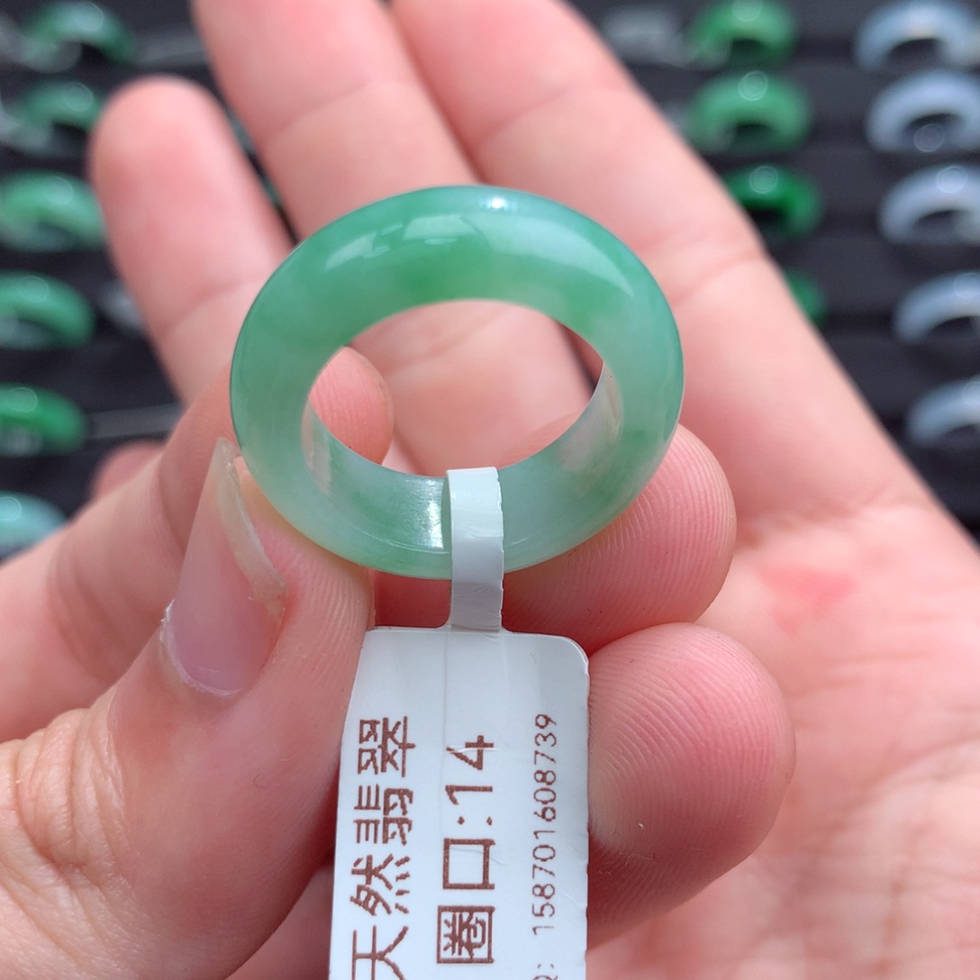 翡翠未镶嵌戒指天然