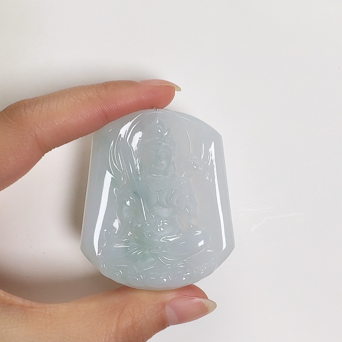 翡翠颈饰未镶嵌虚空藏菩萨