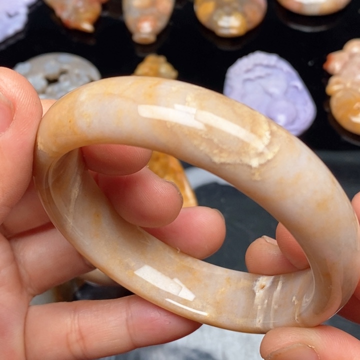 硅化珊瑚（珊瑚玉）手镯钛钢60,6