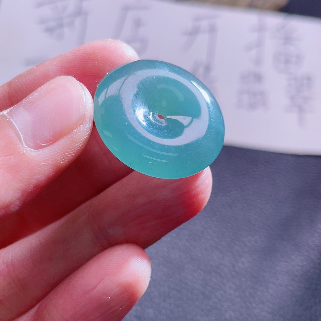 翡翠颈饰未镶嵌88888888