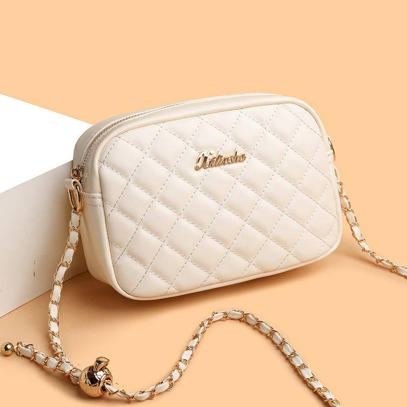 SMVP清仓大容量三拉链斜挎包2025新款时尚简约V形菱格心形绣花单