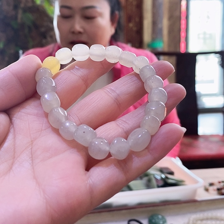 密玉（石英质玉）毛衣链未镶嵌