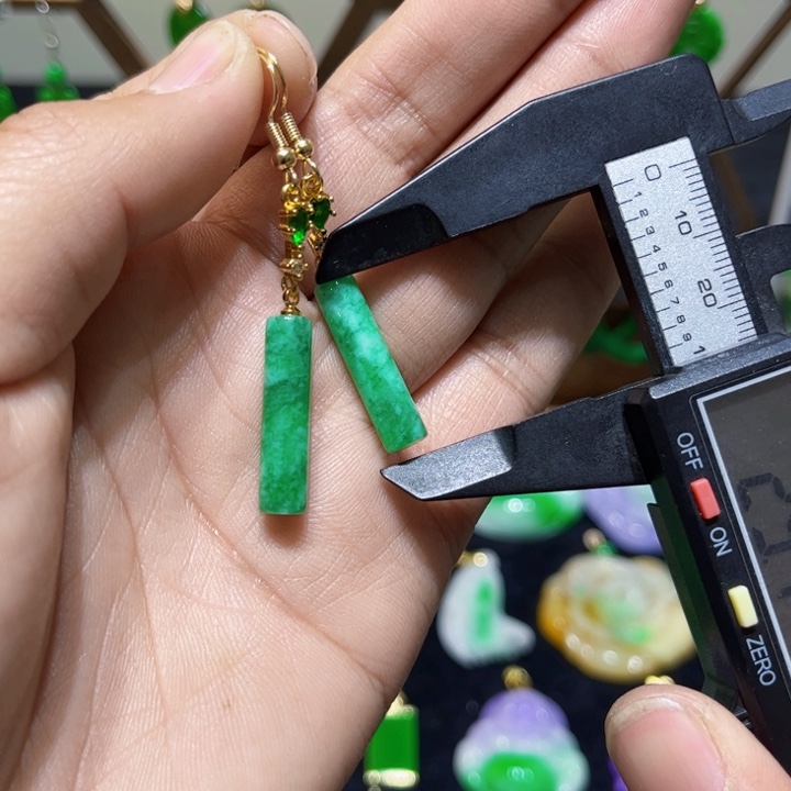 翡翠耳饰未镶嵌耳饰